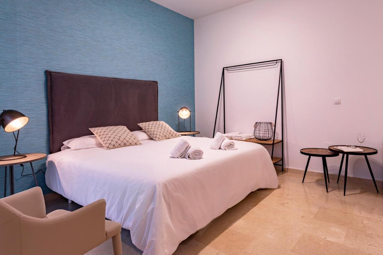 Malaga Central Suites Экстерьер фото